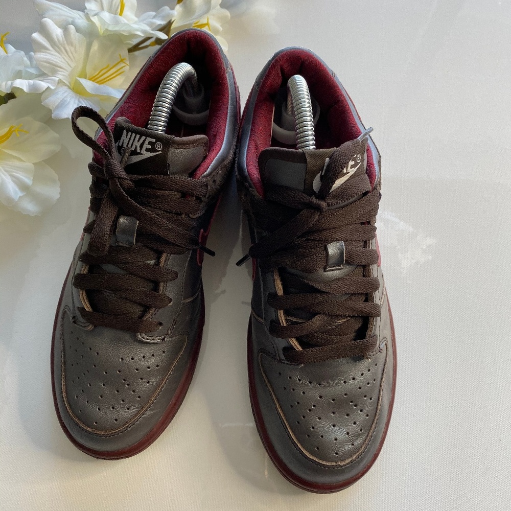 Nike Limited Edition Floral Embossed Sneakers_4